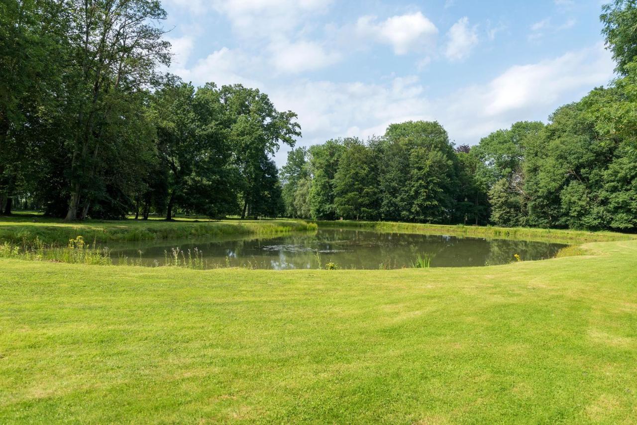 Chateau Du Beron Villa Cappelle-en-Pevele Buitenkant foto